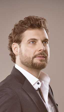 Aljaz Vesel - Tenor
